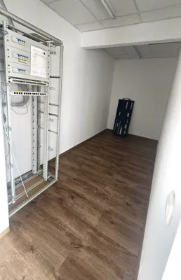 2-Zimmer-Gewerbeimmobilie mieten in Ried im Innkreis – 84 m², € 490 – Bild 3 von 9