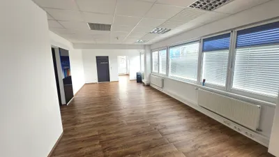 2-Zimmer-Gewerbeimmobilie mieten in Ried im Innkreis – 84 m², € 490 – Bild 1 von 9