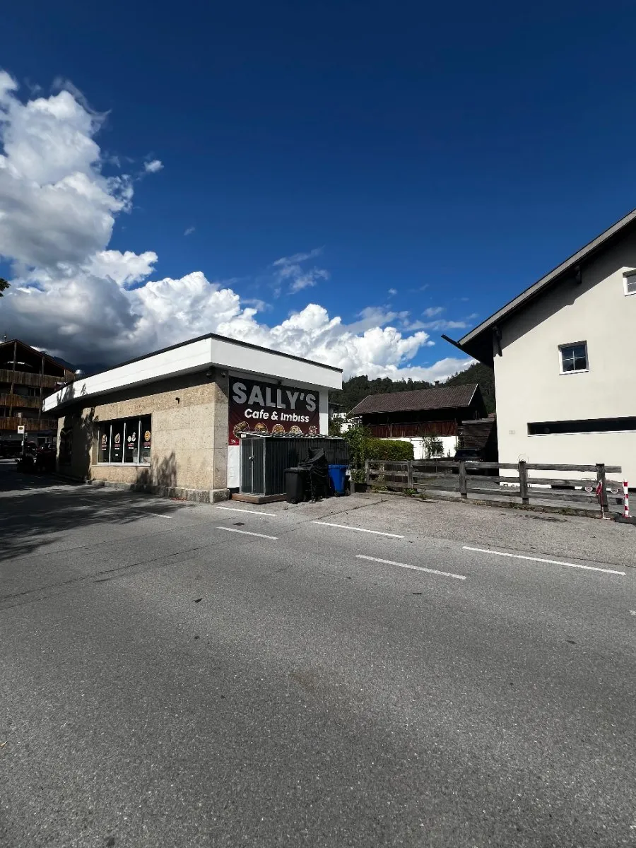Gastro & Geschäftslokal / Kebab & Pizza in zentraler Lage in Mötz - 60 m² - Ansicht 2
