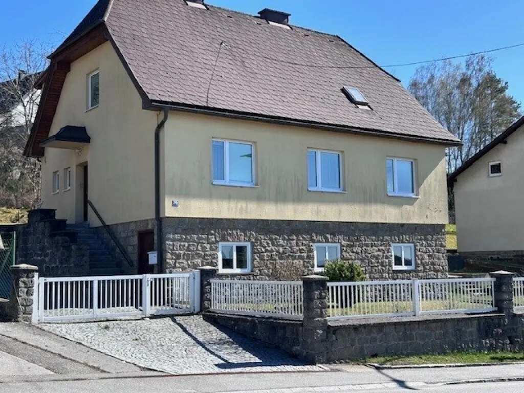 Gr. Einfamilienhaus in Heidenreichstein - View 2