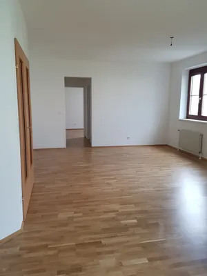 2-Zimmer-Wohnung mieten in Eisenstadt – 64 m², € 790 – Bild 2 von 12