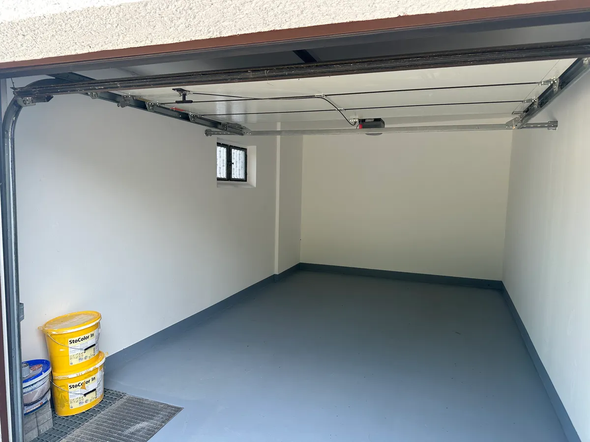 Massivhaus auf 733 m² Traumgrund - Ansicht 2