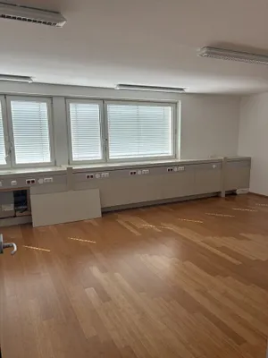 Gewerbeimmobilie mieten in Wien – 728 m², € 18 – Bild 13 von 15