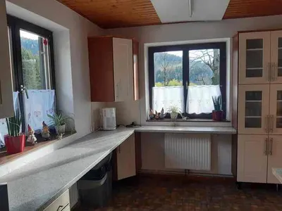 8-Zimmer-Haus mieten in Graz-Umgebung – 250 m², € 2.000 – Bild 8 von 11