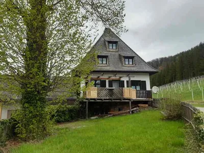 8-Zimmer-Haus mieten in Graz-Umgebung – 250 m², € 2.000