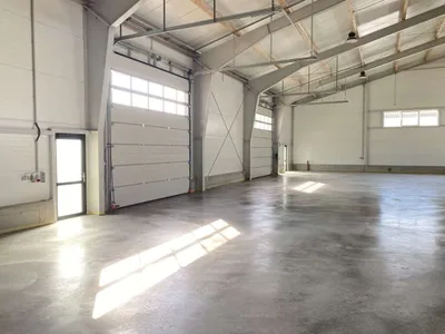 Gewerbeimmobilie mieten in Korneuburg – 1 395 m², € 12.000 – Bild 5 von 24