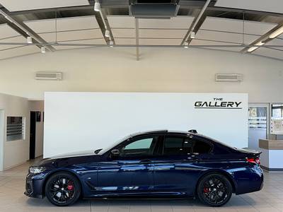 BMW 5er-Reihe 540i 48 V Aut.*M-Sport*Schiebedach*Keyless*Head-Up