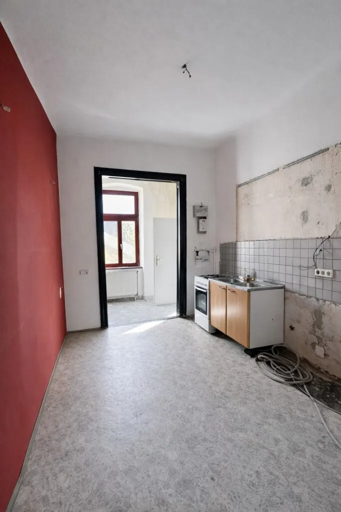 Charmante 3-Zimmer-Wohnung in 1170 Wien , 61 m², sanierungsbedürftig, mit Balkon Möglichkeit - Nähe Yppenplatz! - Ansicht 3