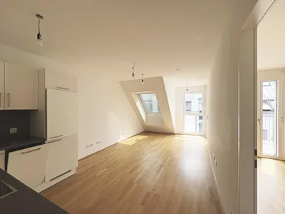 Gemütliche 2-Zimmer-Dachgeschosswohnung mit Terrasse - in der Koloniestraße!