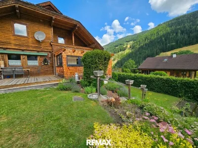 7-Zimmer-Haus kaufen in Feldkirchen – 242 m², € 399.000 – Bild 3 von 24