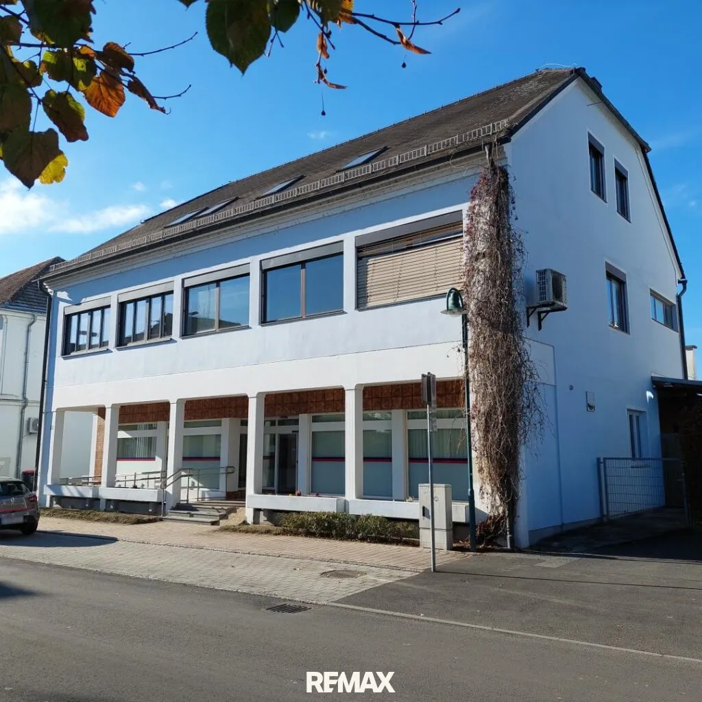 Büro- und Seminarhaus in zentraler Jennersdorfer Lage - Ansicht 2