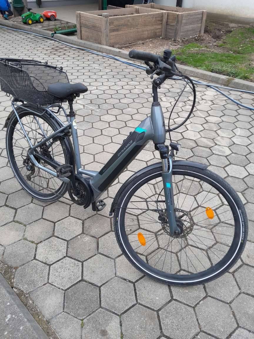 Damen Elektrofahrrad - Dynamics "Evo Nine 6",  900,- (2440 Moosbrunn) -  willhaben