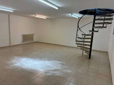 10-Zimmer-Gewerbeimmobilie kaufen in Hallein – 226 m², € 740.000 – Bild 7 von 12