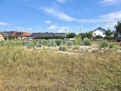 Grundstück kaufen in Wels-Land – 585 m², € 219.000