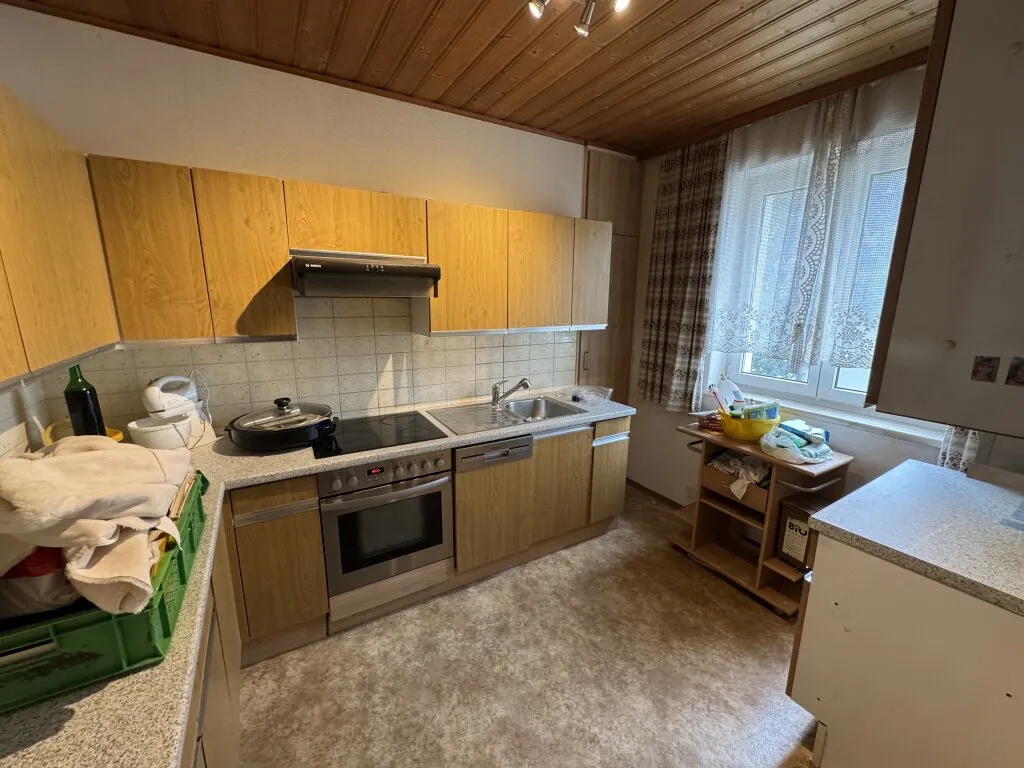 Günstige 3-Zi-Wohnung in Wattens mit Balkon und Garage zum Sanieren - Widok 3