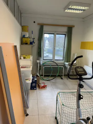 8-Zimmer-Gewerbeimmobilie mieten in Vöcklabruck – 233 m², € 1.977 – Bild 17 von 19