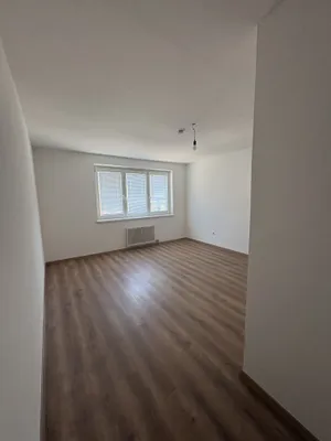 2-Zimmer-Wohnung mieten in Wiener Neustadt – 75,93 m², € 820 – Bild 10 von 16