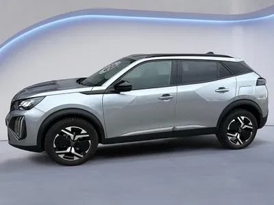 Peugeot 2008 1.2 PureTech 100 Allure mit 360 Grad Ka...