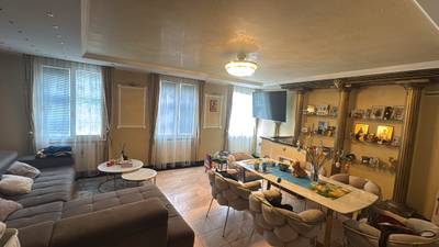 Exklusive Wohnung in Dornbach - Granitboden, Luxusbad & ruhige Lage – Bild 2