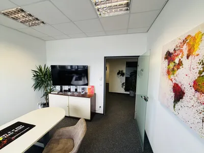 7-Zimmer-Gewerbeimmobilie mieten in Graz-Umgebung – 205 m², € 3.408 – Bild 2 von 8