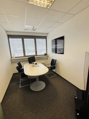 7-Zimmer-Gewerbeimmobilie mieten in Graz-Umgebung – 205 m², € 3.408 – Bild 6 von 8