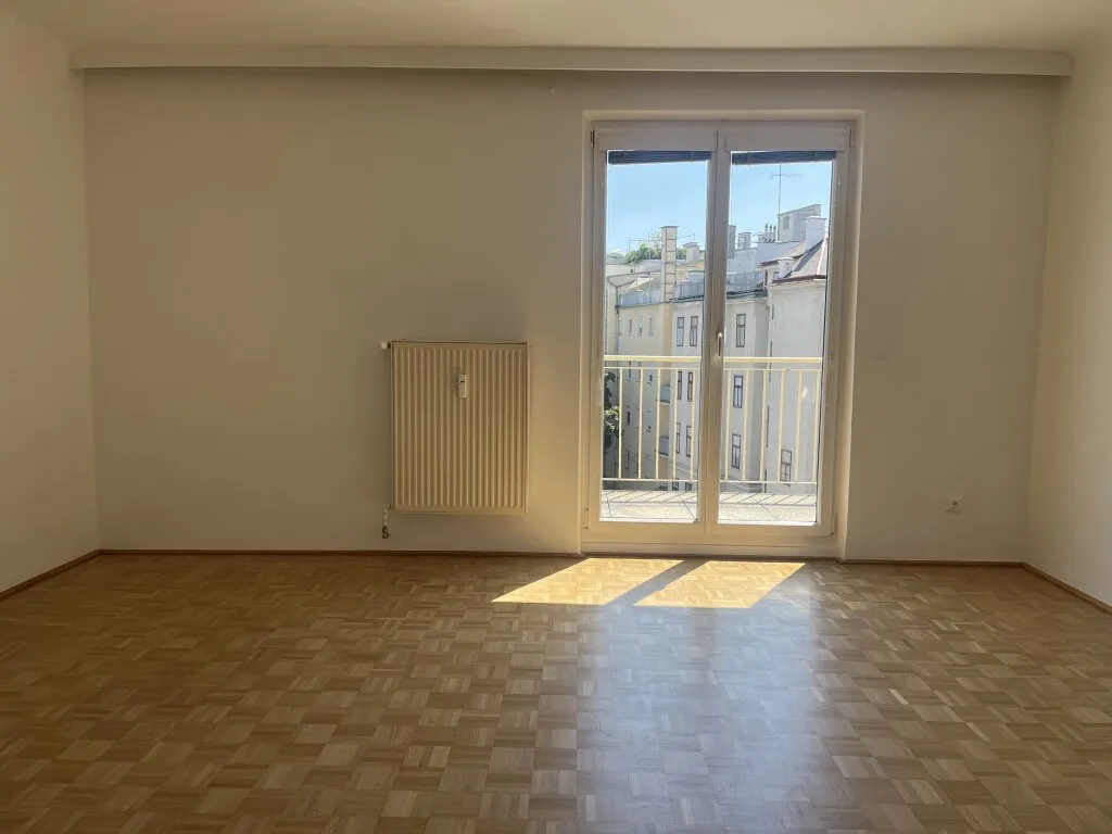 Mitten im 8en! Im 6.Liftstock, renovierte 2-Zimmer-Wohnung mit Terrasse ! - Ansicht 3