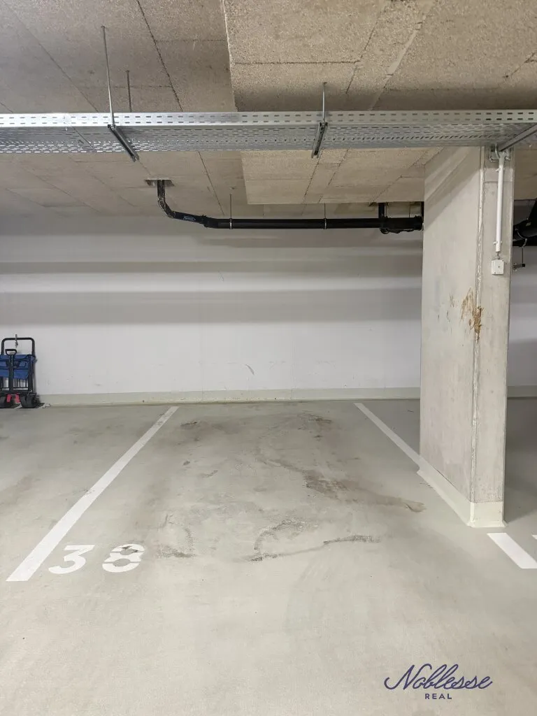 Tiefgaragenstellplatz Nähe Huttengasse und Kendlerstrasse - Ansicht 2