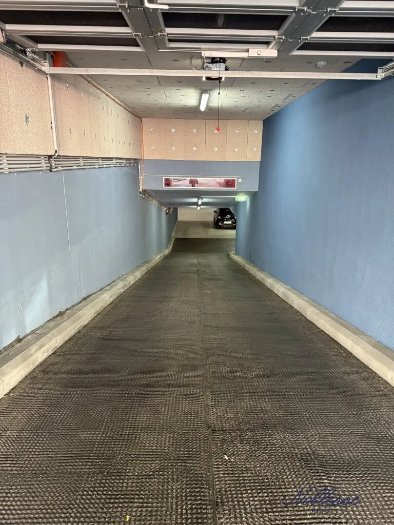 Tiefgaragenstellplatz Nähe Huttengasse und Kendlerstrasse - Ansicht 3