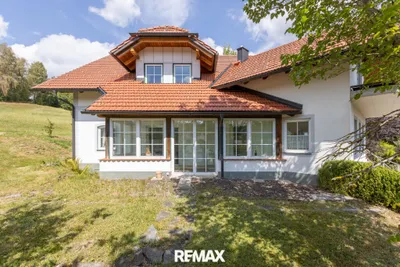 8-Zimmer-Gewerbeimmobilie kaufen in Rohrbach – 285 m², € 435.000 – Bild 10 von 25