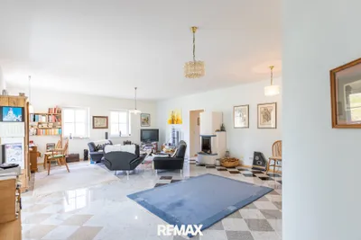8-Zimmer-Gewerbeimmobilie kaufen in Rohrbach – 285 m², € 435.000 – Bild 3 von 25