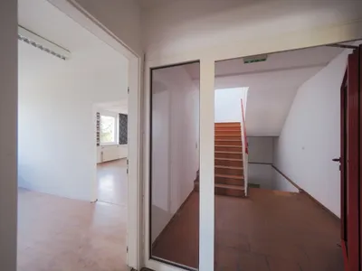 13-Zimmer-Gewerbeimmobilie mieten in Mödling – € 3.590 – Bild 15 von 28