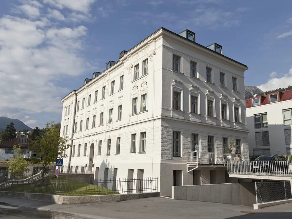 Anlagechance an repräsentativer Adresse | TOP 03, barrierefreie 4-Zimmer-Einheit in der Alten Sparkasse im Zentrum von Imst Tirol - Ansicht 2