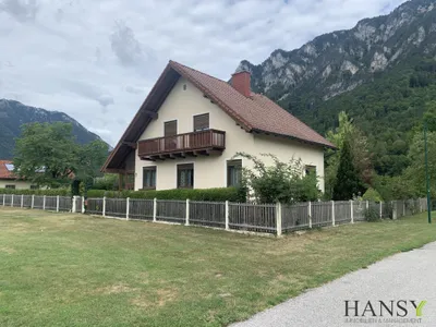 5-Zimmer-Haus kaufen in Neunkirchen – 150 m², € 355.000 – Bild 3 von 41