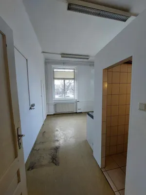 8-Zimmer-Gewerbeimmobilie mieten in Wien – 227 m², € 2.958 – Bild 4 von 15