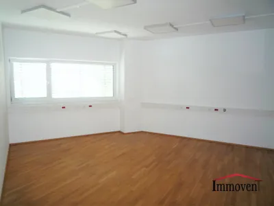 11-Zimmer-Gewerbeimmobilie mieten in Graz – 319 m² – Bild 3 von 15