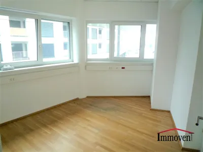 11-Zimmer-Gewerbeimmobilie mieten in Graz – 319 m² – Bild 2 von 15