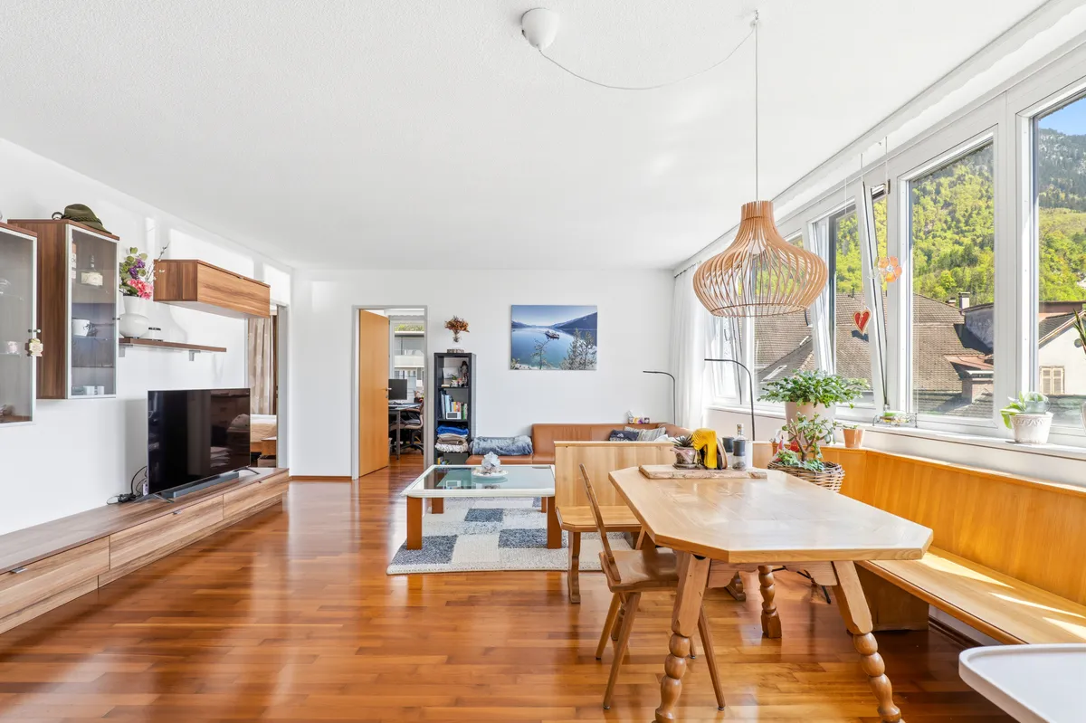 Großzügige 3-Zimmer-Wohnung in zentraler Lage von Bludenz – pohled 3