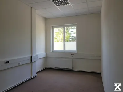 5-Zimmer-Gewerbeimmobilie mieten in Tulln – 150 m², € 1.828 – Bild 11 von 19