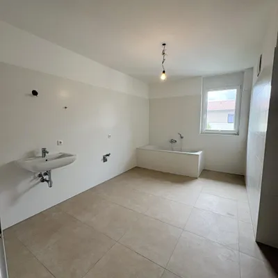 4-Zimmer-Wohnung mieten in Linz Land – 138,51 m², € 1.920 – Bild 9 von 21