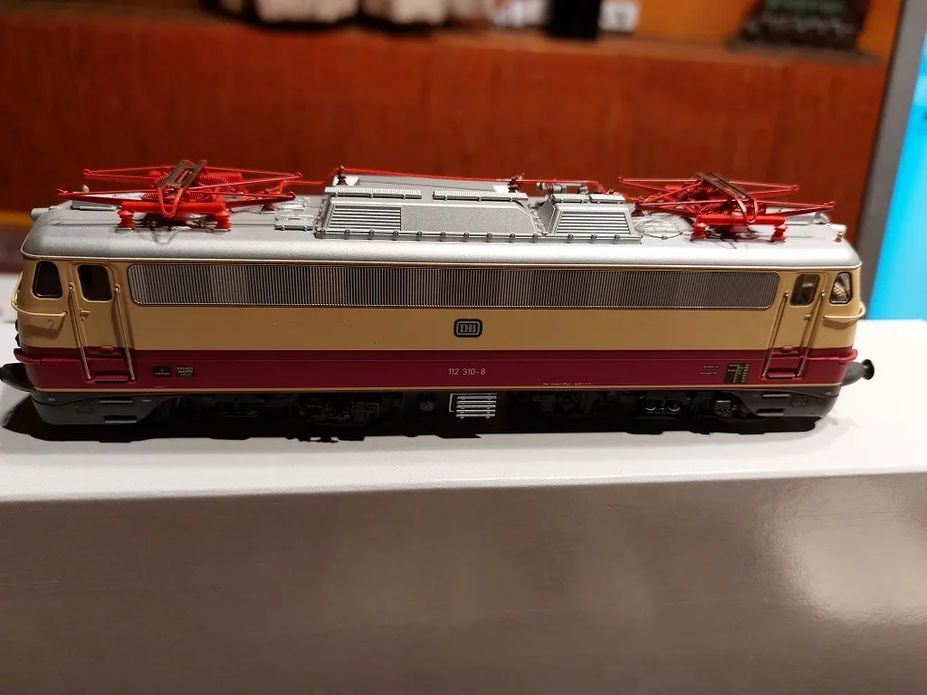 模型・プラモデル TRIX 22032 BR112 DB TEE DCC/Selectrix