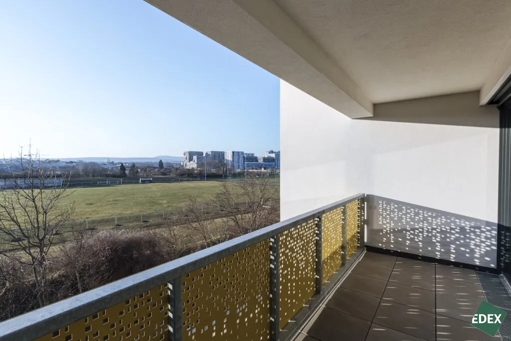 PROVISIONSFREI - ERSTBEZUG - Bezugsfertige, sonnige 3-Zimmer-Eigentumswohnung mit Loggia und Küche - Ansicht 3