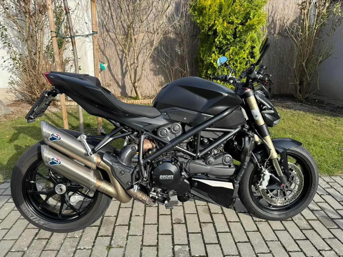 Ducati Streetfighter