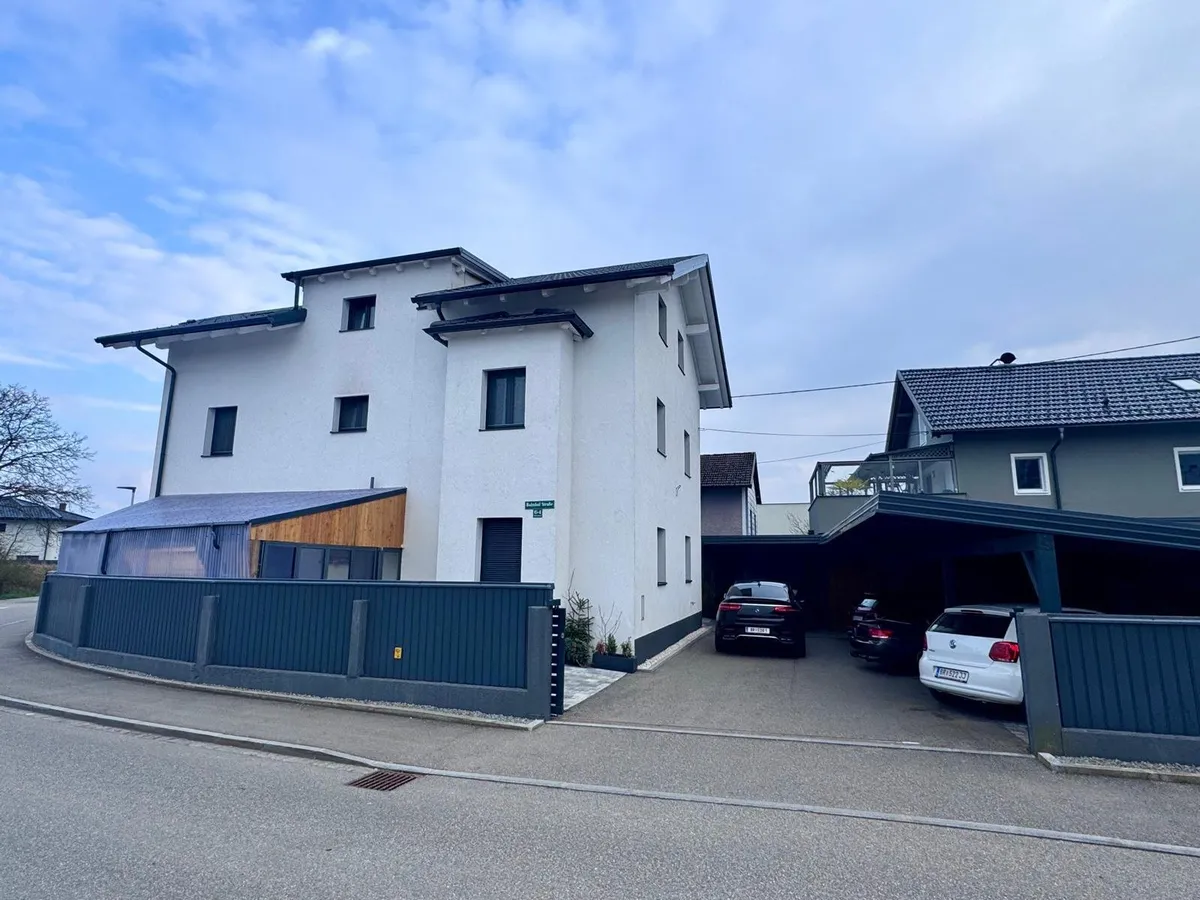 Charmantes Mehrfamilienhaus mit 3 Einheiten - Top Zustand ! - Widok 3