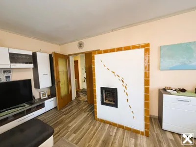 7-Zimmer-Haus kaufen in Neunkirchen – 185 m², € 299.000 – Bild 3 von 23