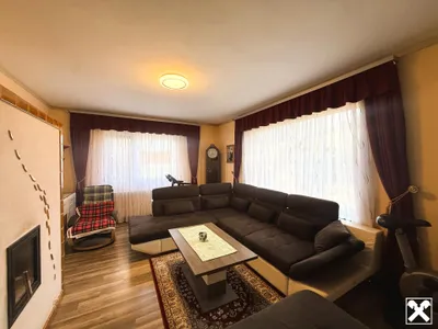 7-Zimmer-Haus kaufen in Neunkirchen – 185 m², € 299.000 – Bild 2 von 23
