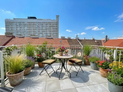 1030! Stylische DG-Maisonette mit Süd-Terrasse nächst Klinik Landstraße ab Oktober 26!
