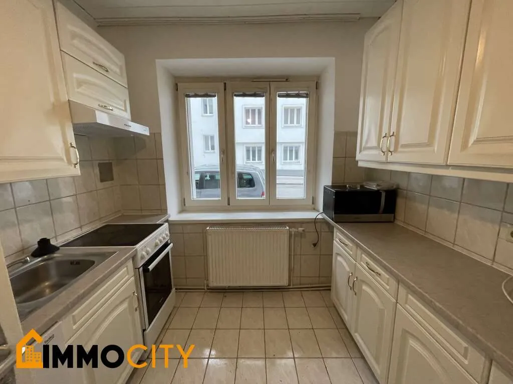 Gepflegte 3-Zimmer-Wohnung: Investieren Sie in 1060 Wien mit 2,5% Rendite! in - Widok 2