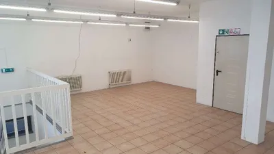 Gewerbeimmobilie mieten in Gmunden – 190 m², € 1.550 – Bild 4 von 7