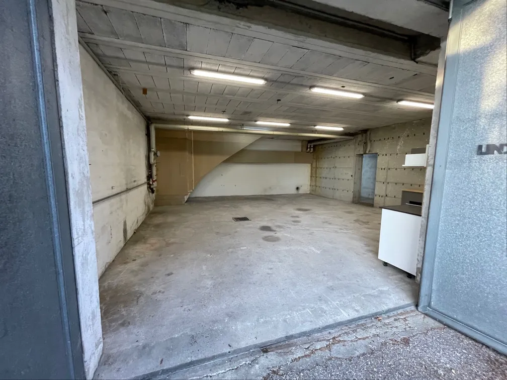 Tiefgarage - Lagerhalle - Werkstatt - Magazin zu vermieten – pohled 3