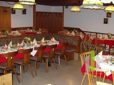 Gewerbeimmobilie kaufen in Vöcklabruck – 765 m², € 1.200.000 – Bild 5 von 8